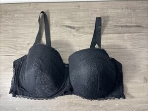 Black Fuchsia Secret Lace Full Figure Underwire Bra 44D Black Padded Scalloped